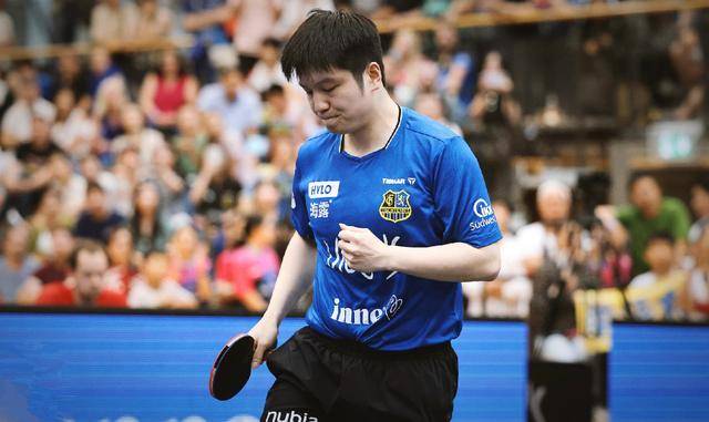 还为他接下 还为他接下