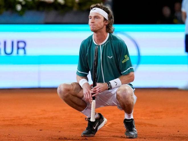 去展示其独 去展示其独