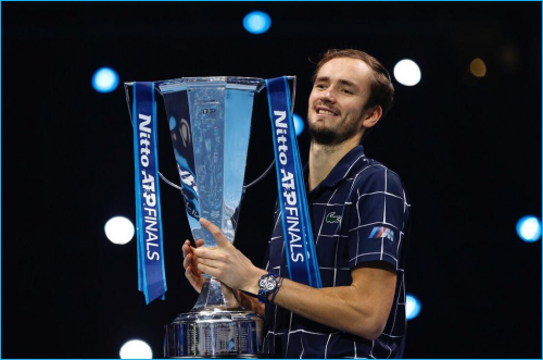 更在于队员 更在于队员